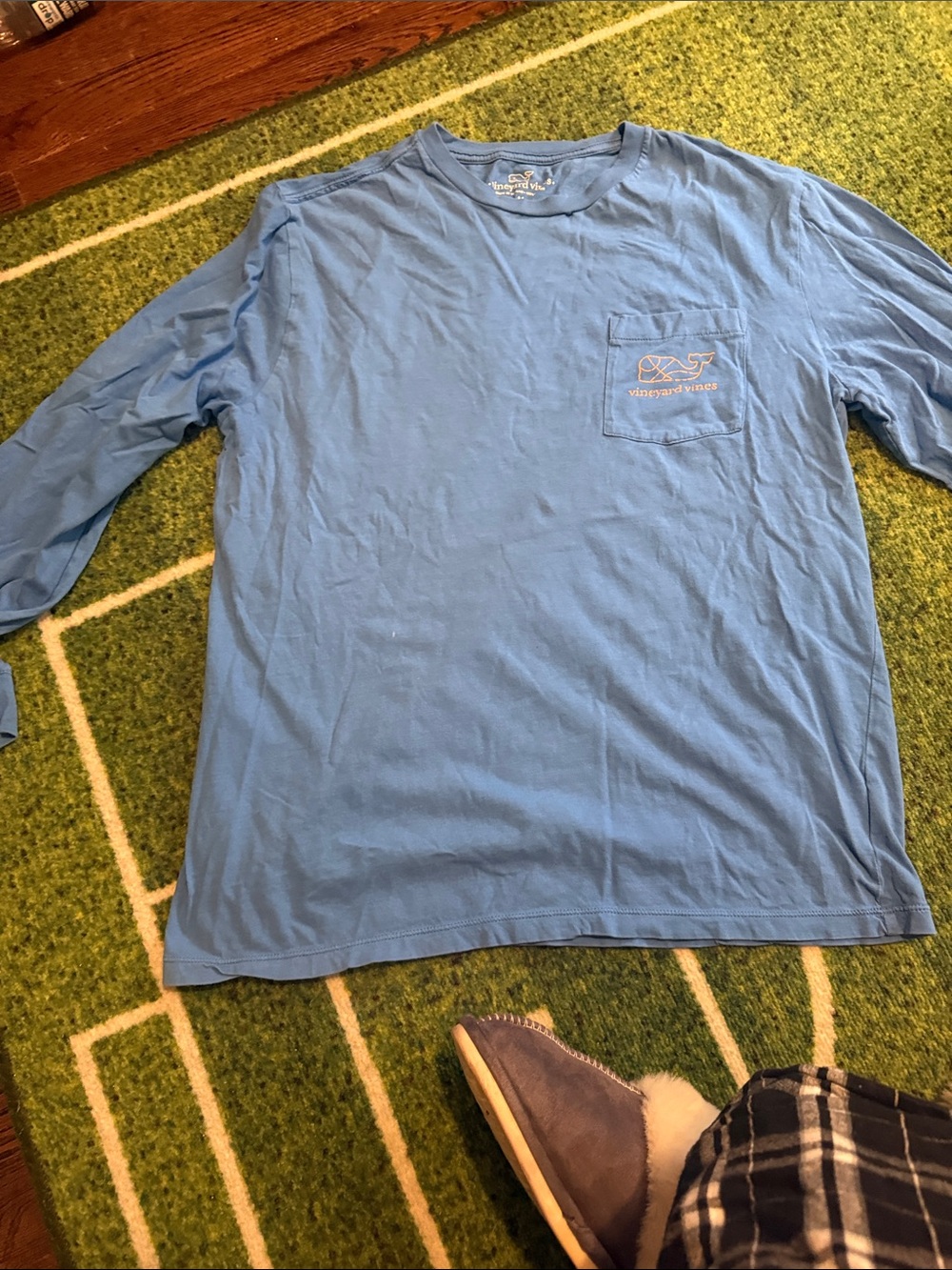 Vineyard Vines Light Blue Long-Sleeve Pocket Tee size M